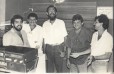 Fernando Mansur (ao centro) no estúdio da Radio Cidade, em 1985.